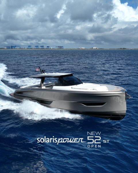 Solaris Power à Cannes : quatre yachts 44, 52 et 60 Open et Coupé à quai – Solaris Power Yachts