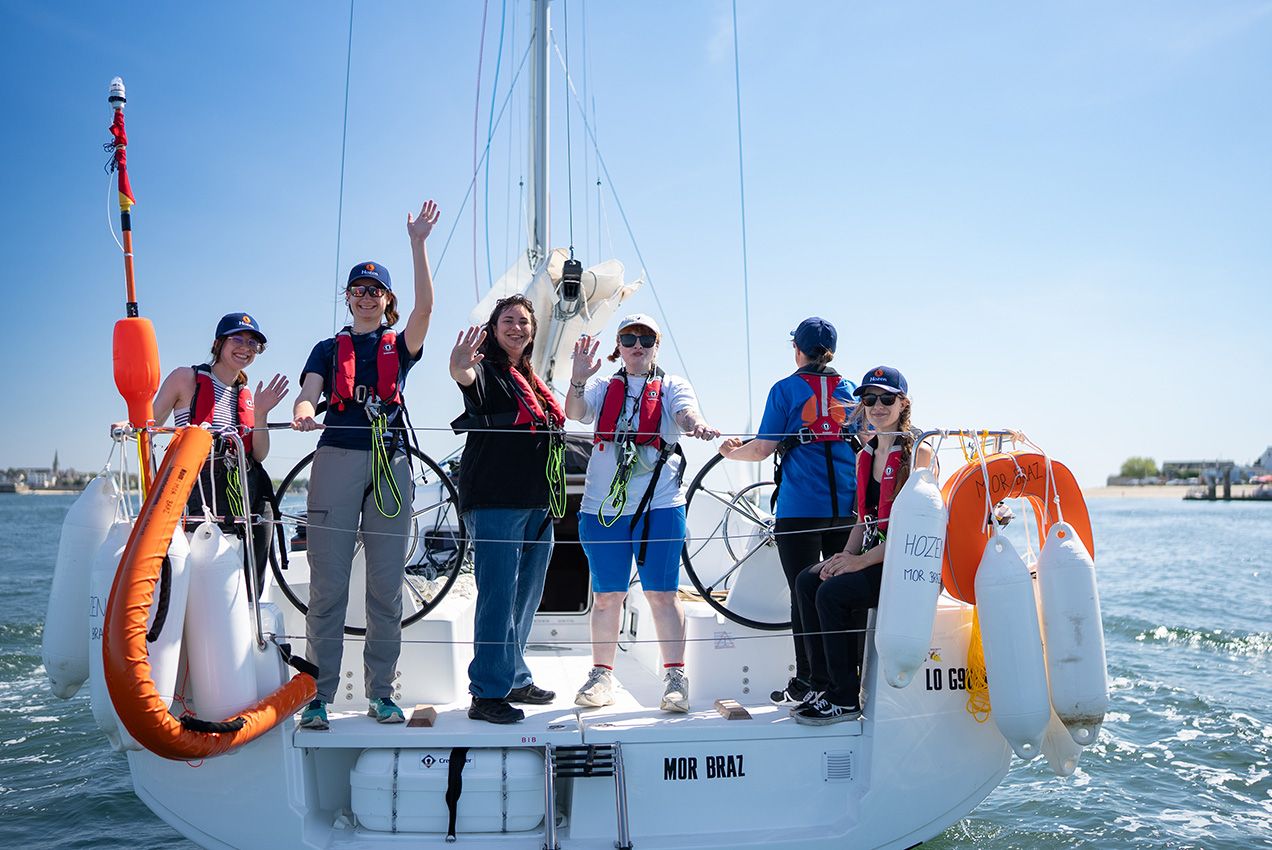 Stages de voile et privatisation de voilier pour les CSE – Hozen